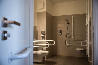 Standard Wheelchair Access